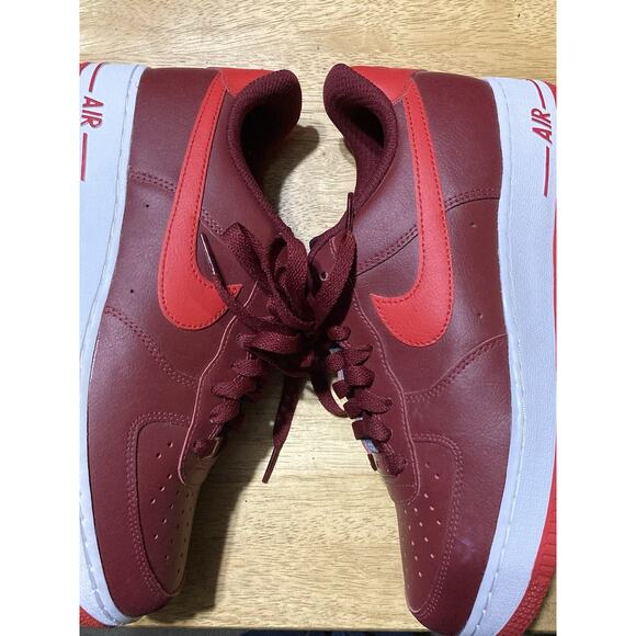 Nike Air Force One Womens Size 8.5 Tennis shoes Burgundy Red - Picture 3 of 7